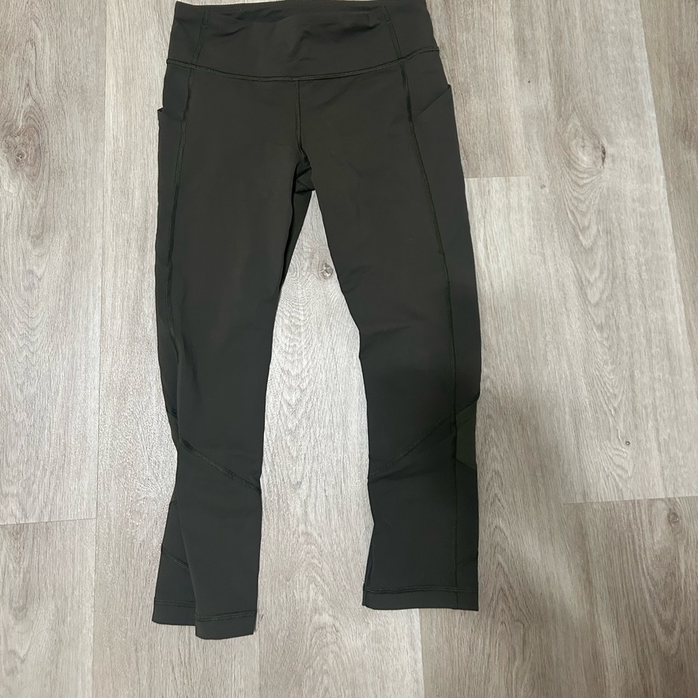 Lululemon Fast and Free High-Rise Tight 25" 3 Pockets
Glow - Green